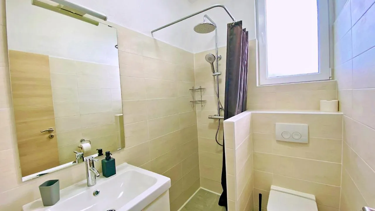 Apartment Pasman - Appartement 50 M2 Et Piscine Pakoštane 0*,  Chorwacja